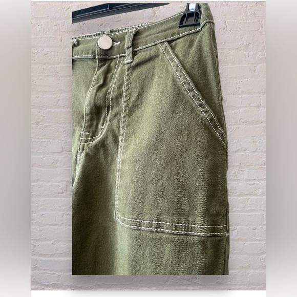 Forever 21 Honey Peach Twill Cargo Straight Leg Pants Cypress Green Sz XS - Picture 7 of 10